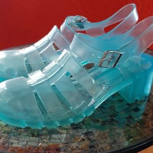 Forever 21 Chunky Heel Jellis  in Aqua. Like New